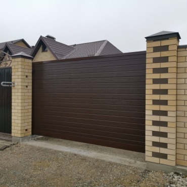Ворота консольные откатные с автоматикой 2900x2200